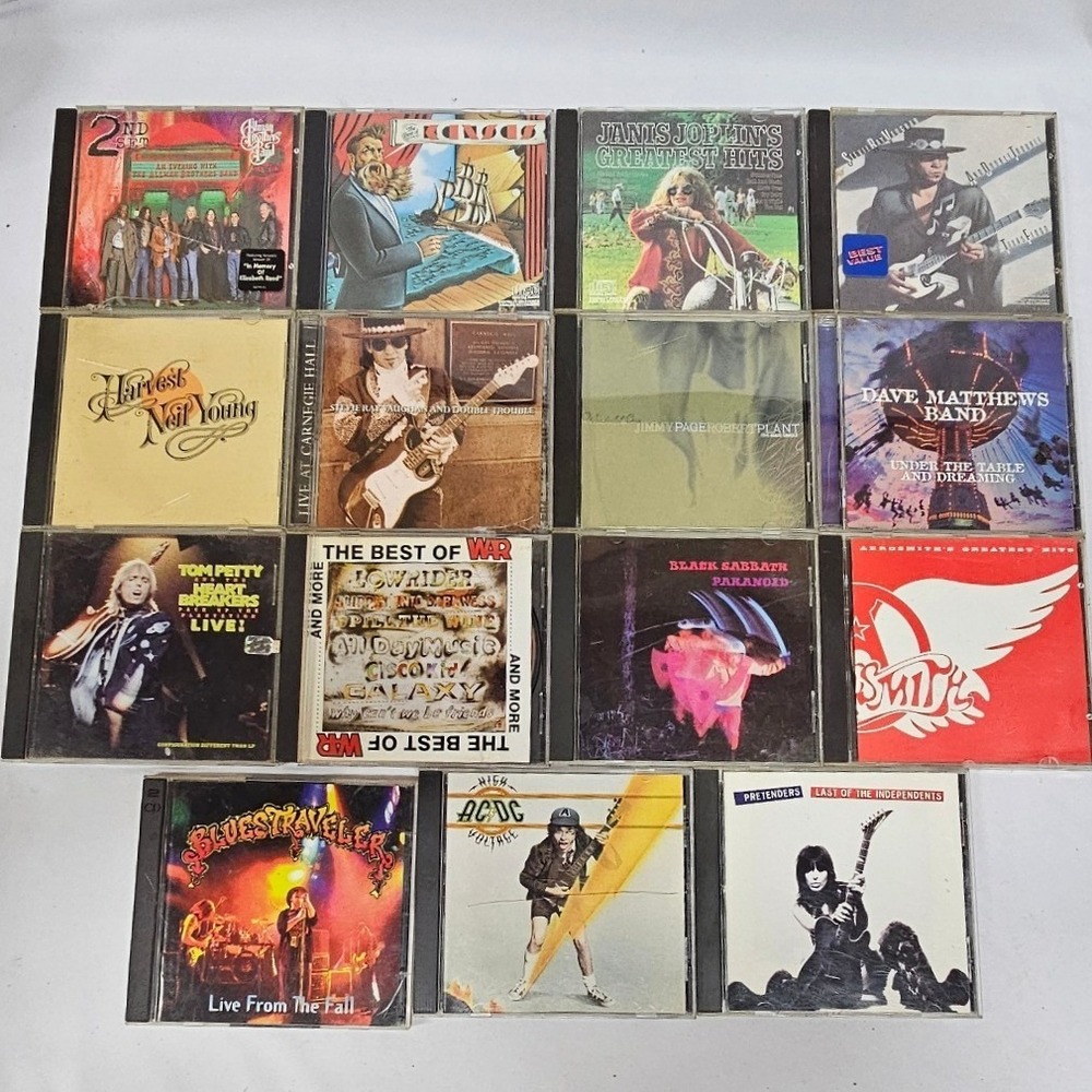 15 Classic Rock CD Lot AC/DC Black Sabbath Aerosmith Neil Young Case Logic Bag‎